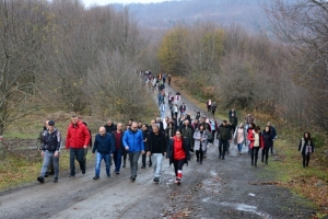 Gölcük’te Öğretmenler Günü’ne Özel Doğa Turu AYVAZPINAR’DAN ERİKLİTEPE’YE YÜRÜDÜLER