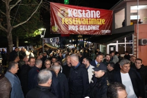 Gölcük’te Protokol ve Vatandaş Kestane Festivali’nde Buluştu