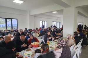 Panayır’da "Hamsi Günü" Coşkusu: Devlet ve Millet Aynı Sofrada